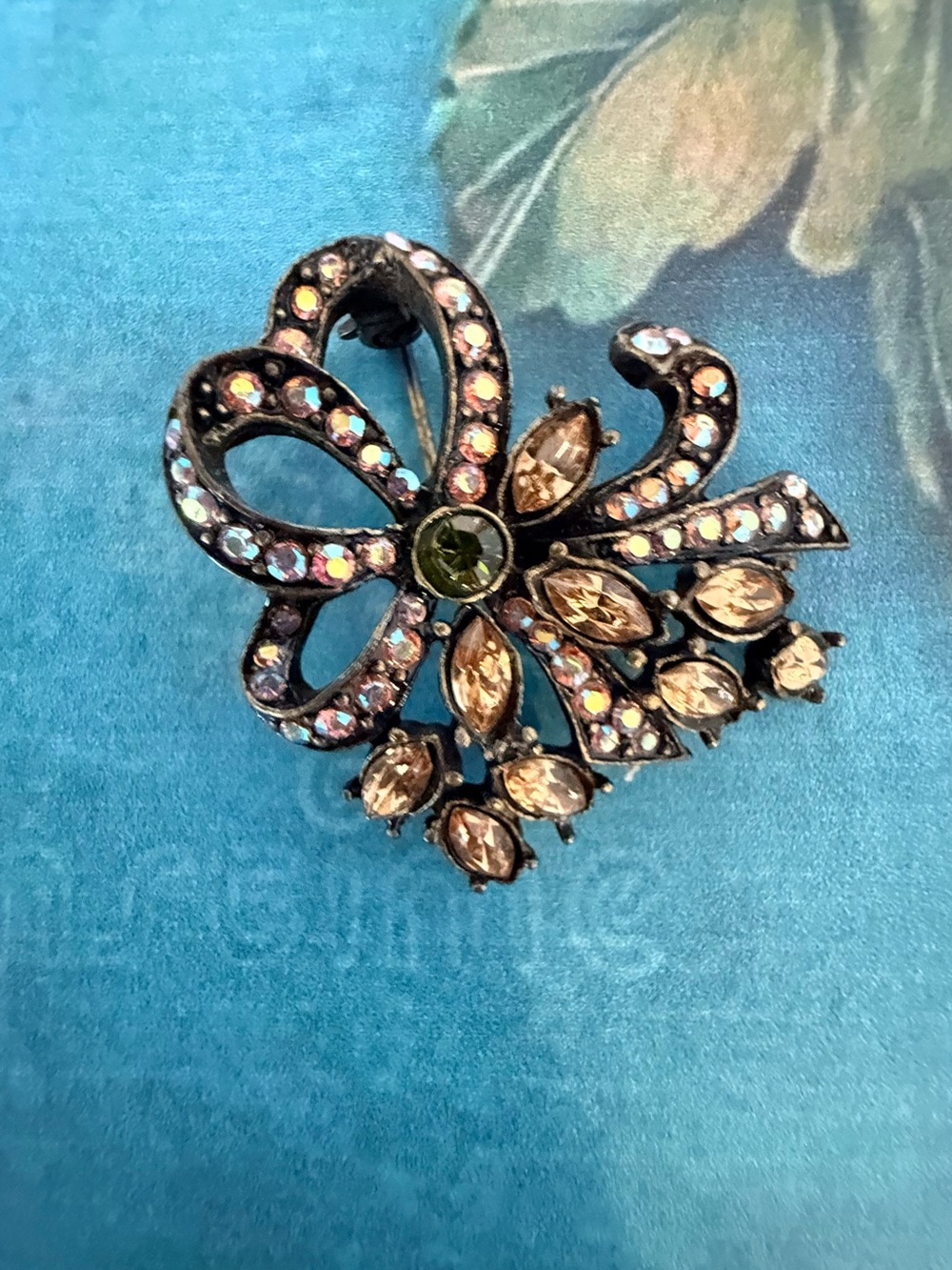 Vintage-Inspired Crystal Bow Brooch in Champagne and Aurora Borealis